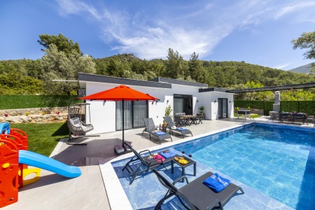Villa Elyase 