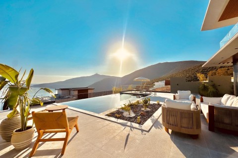 Villa Aura C