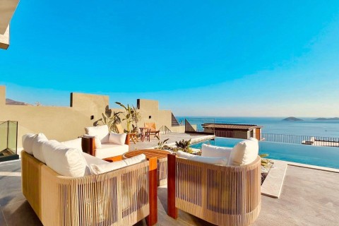 Villa Aura F